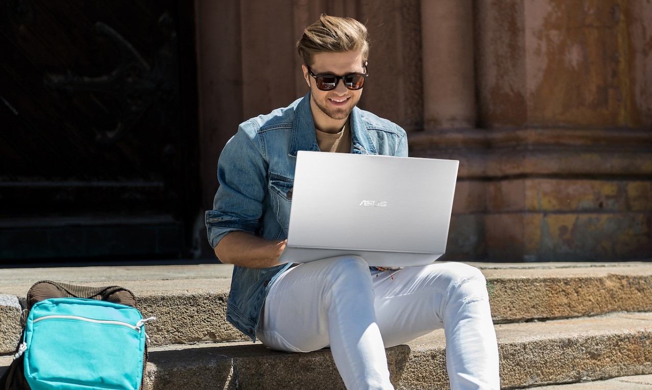 PC Portable ASUS Vivobook 17 S712DA-AU131T PC Portable ASUS Vivobook 17 S712DA-AU131T